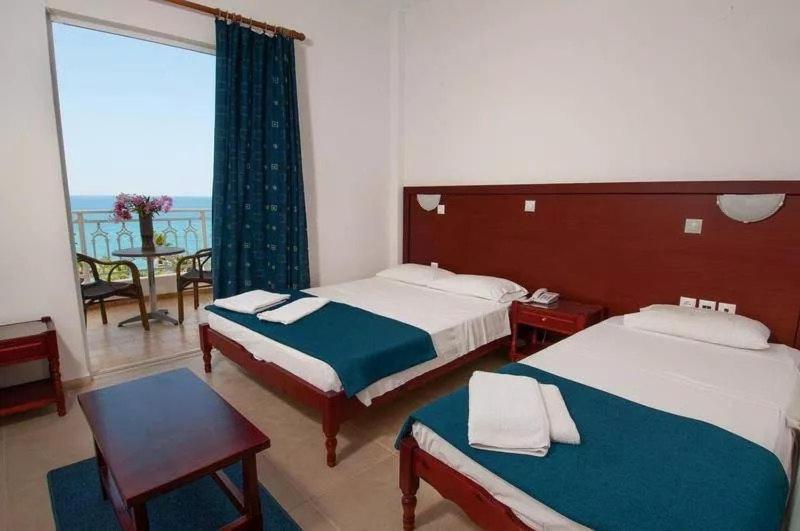 Poseidon Beach Hotel Kastrosikia Eksteriør bilde