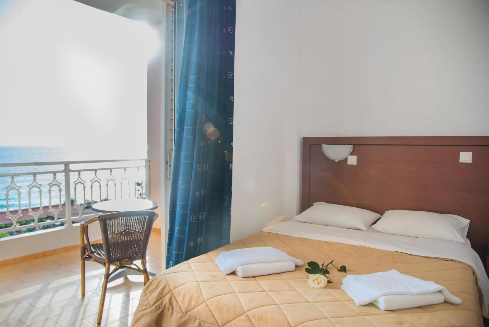 Poseidon Beach Hotel Kastrosikia Eksteriør bilde