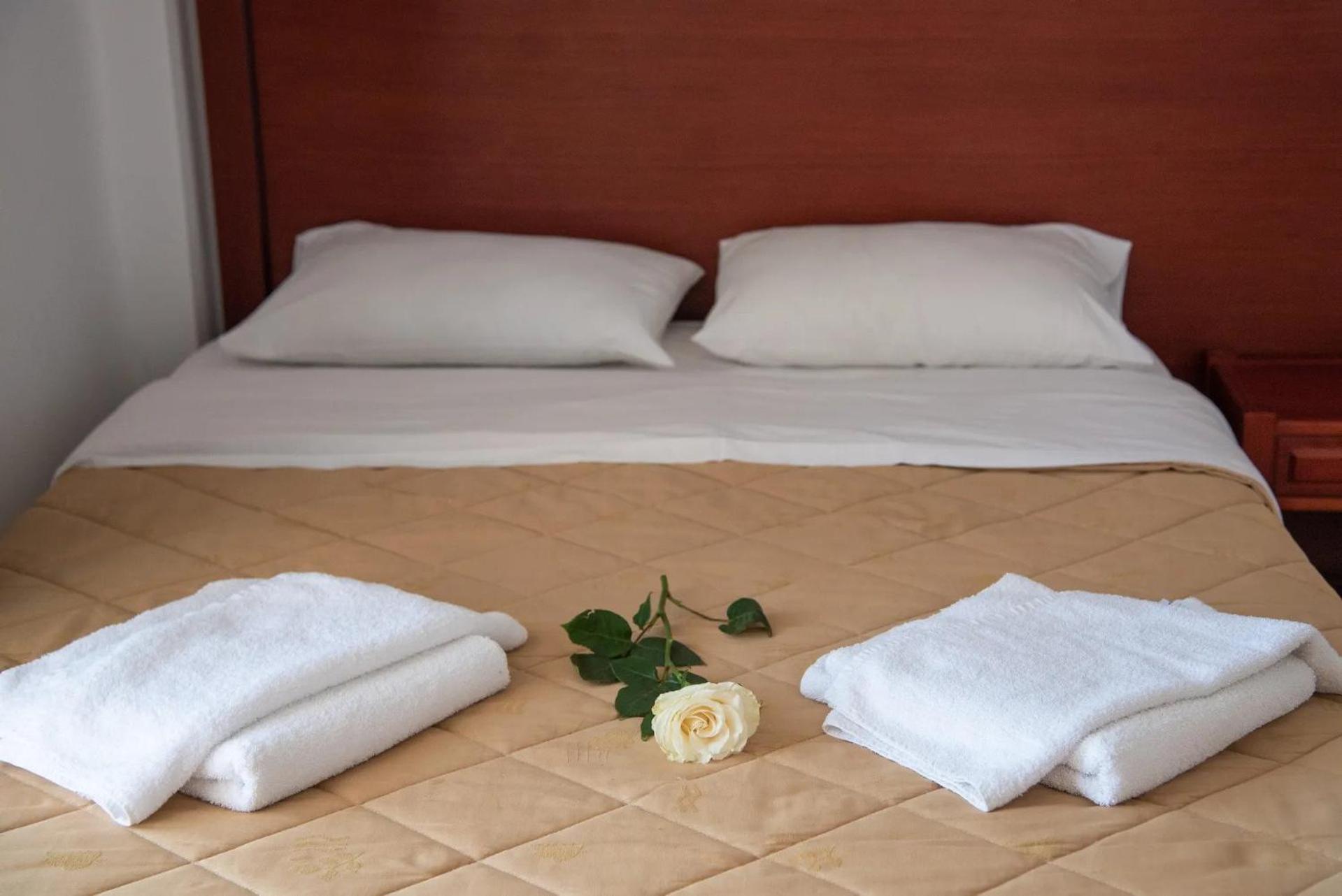 Poseidon Beach Hotel Kastrosikia Eksteriør bilde