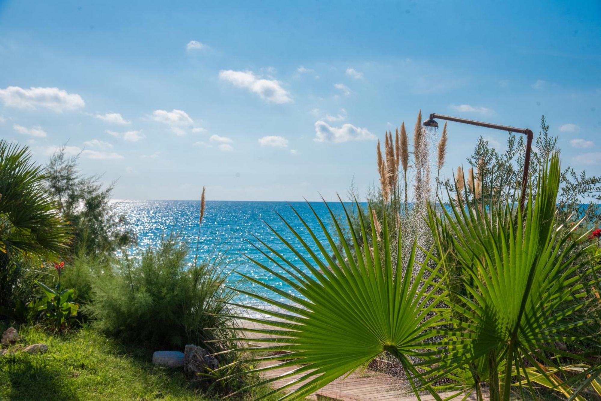 Poseidon Beach Hotel Kastrosikia Eksteriør bilde