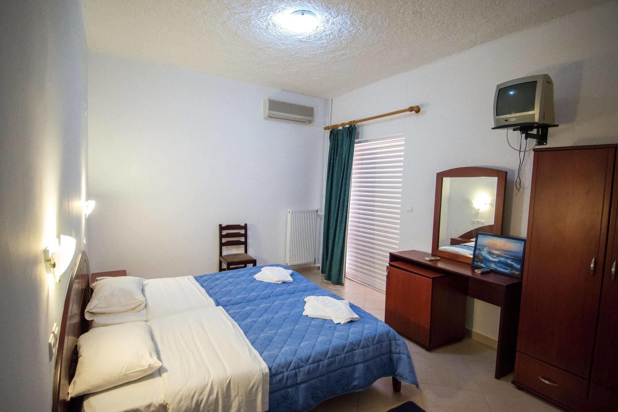 Poseidon Beach Hotel Kastrosikia Eksteriør bilde